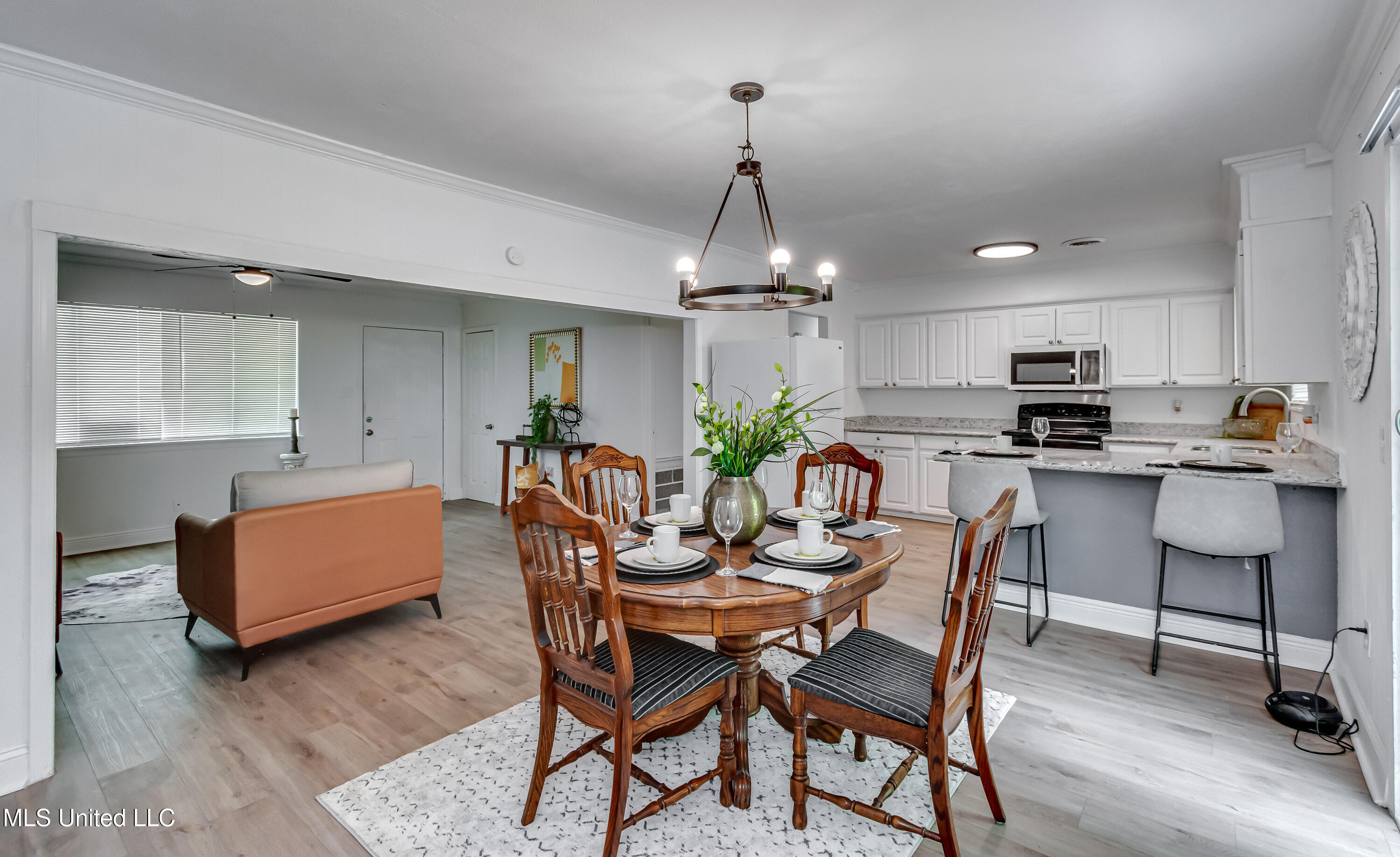 667 Queen Circle Jackson, MS 39209 - Photo 12 of 38 667 Queen Cir-26