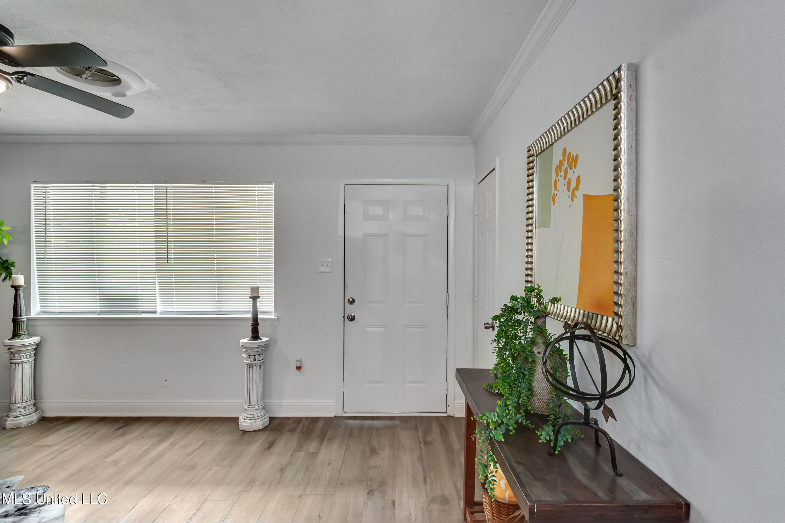 667 Queen Circle Jackson, MS 39209 - Photo 3 of 38 667 Queen Cir-17