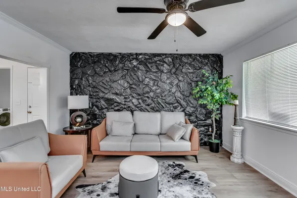 $124,900 | 667 Queen Circle, Jackson, MS 39209