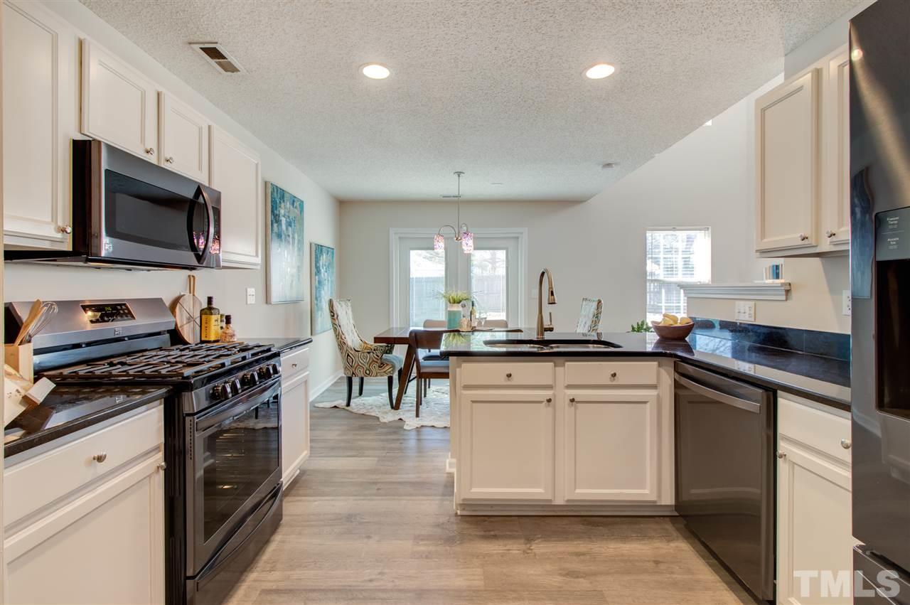 11021 Feather Grass Lane Raleigh, NC 27613 - Photo 10 of 30 Gallery Image 10