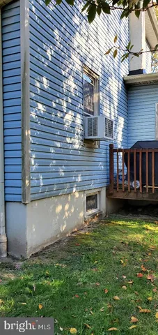 a view of an outdoor space