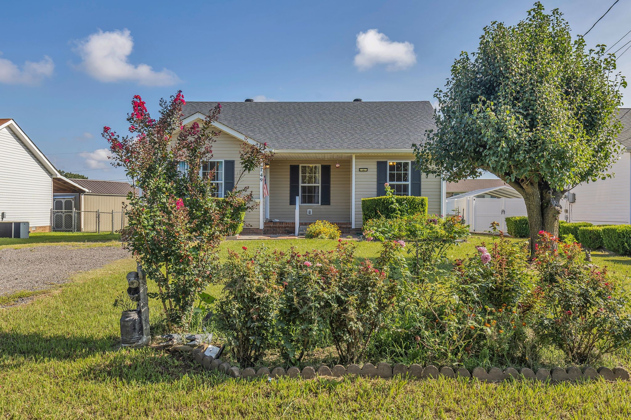 149 Union Hall Road Clarksville, TN 37040 - Photo 2 of 27