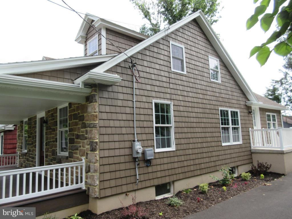 103 South Locust Street Lititz, PA 17543 - Photo 18 of 21