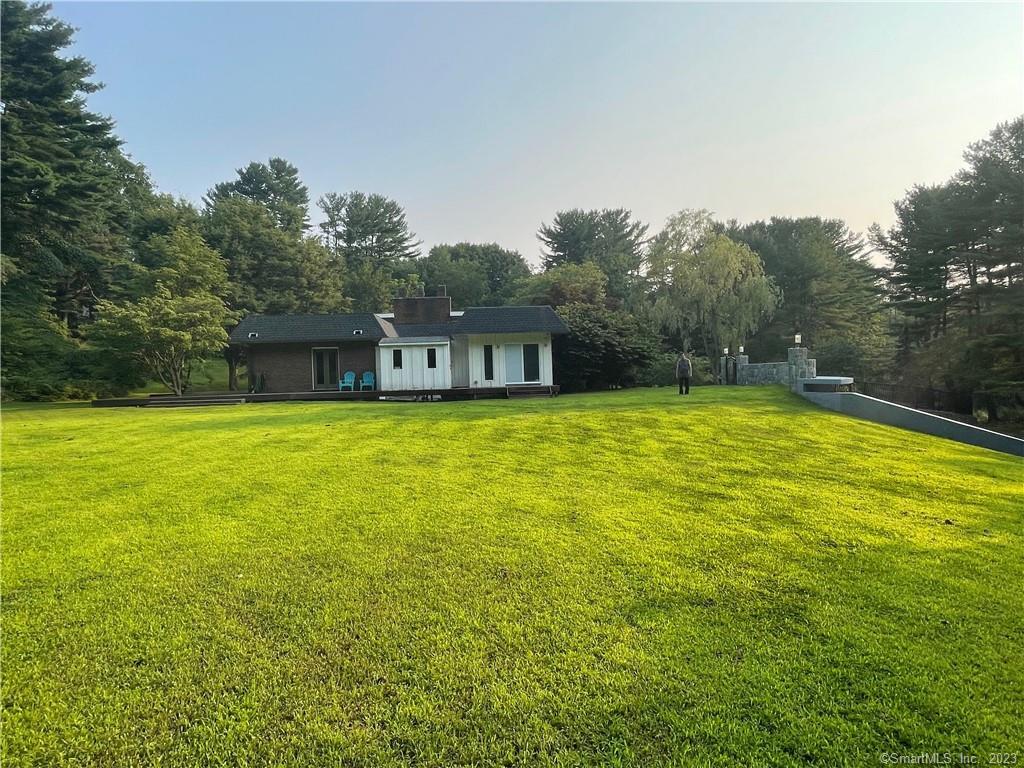 29 Tito Lane Wilton, CT 06897 - Photo 8 of 40