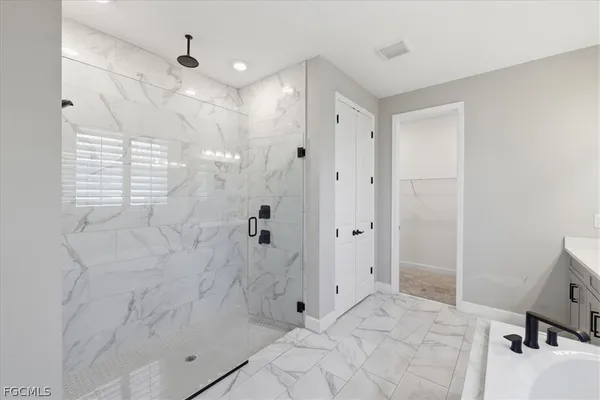 $3,700 | 2038 Grove Drive, Naples, FL 34120
