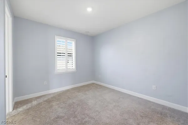 $3,700 | 2038 Grove Drive, Naples, FL 34120