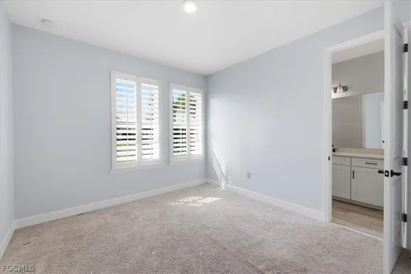 $3,700 | 2038 Grove Drive, Naples, FL 34120