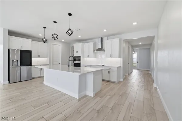 $3,700 | 2038 Grove Drive, Naples, FL 34120