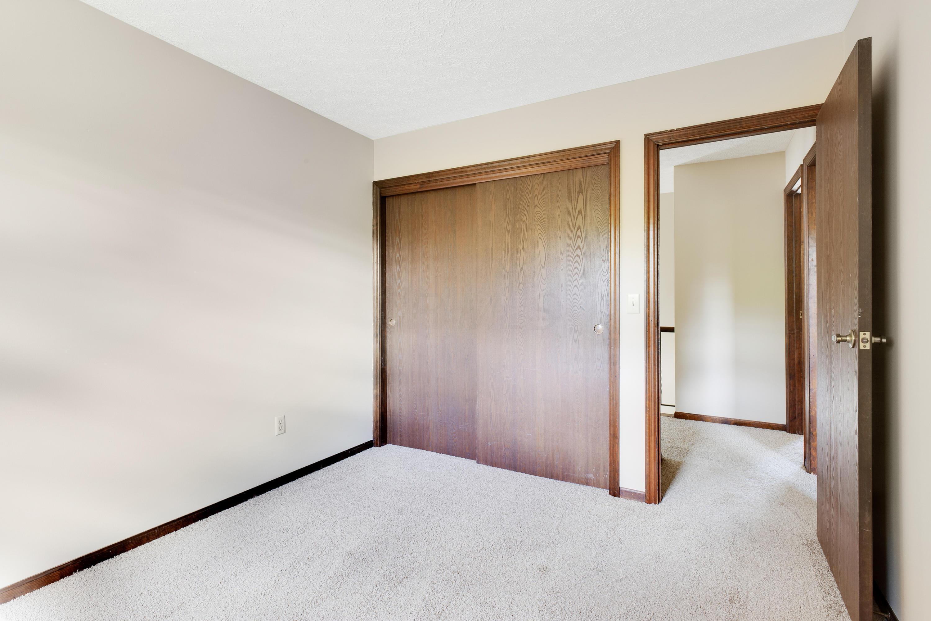 803 Riva Ridge Boulevard Columbus, OH 43230 - Photo 22 of 39 Gallery Image 22