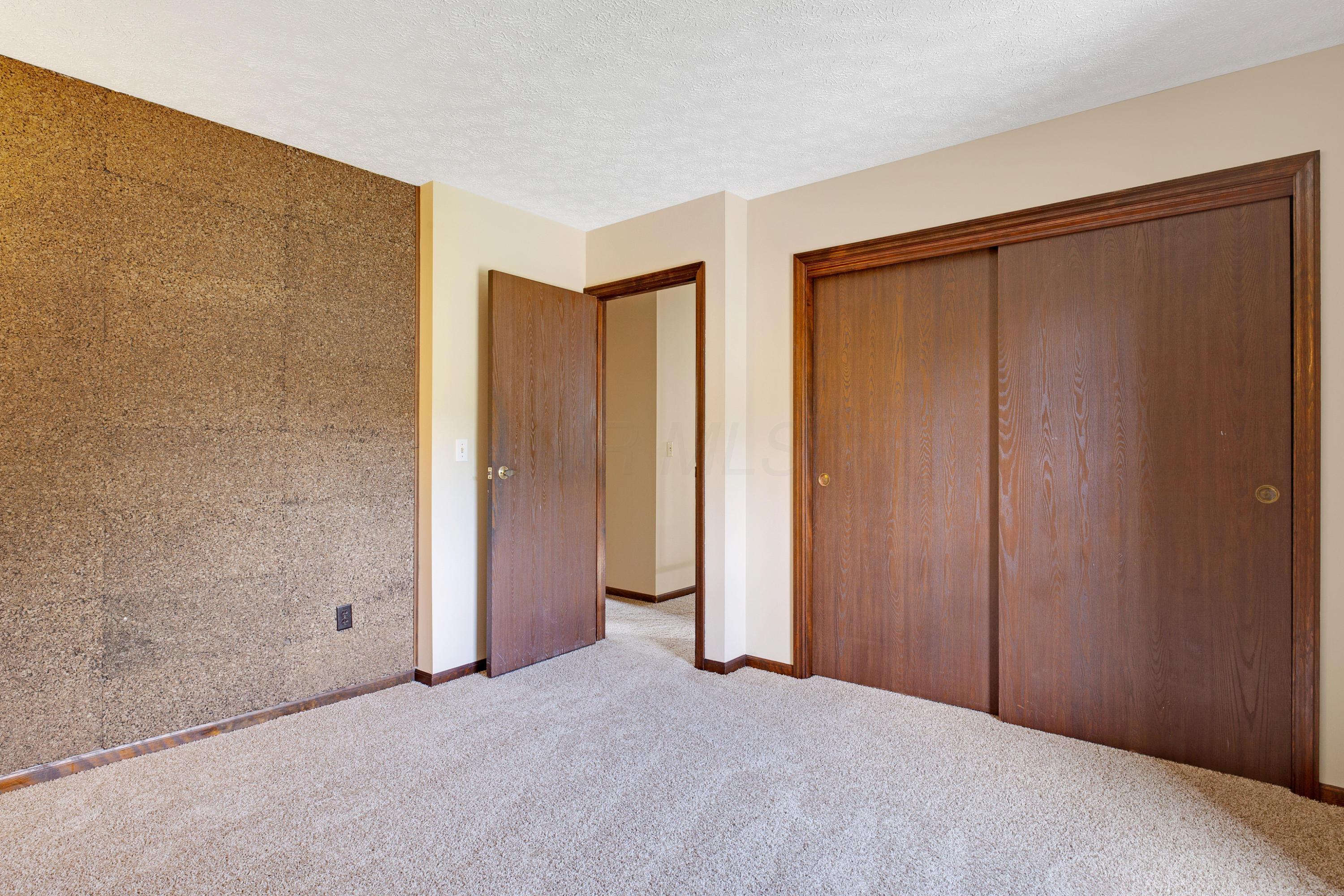 803 Riva Ridge Boulevard Columbus, OH 43230 - Photo 26 of 39 Gallery Image 26