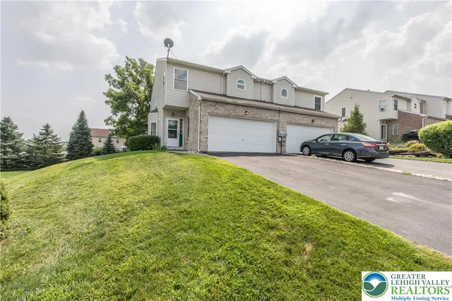 $2,470 | 1332 Adams Street, Northampton, PA 18067