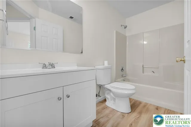 $2,470 | 1332 Adams Street, Northampton, PA 18067