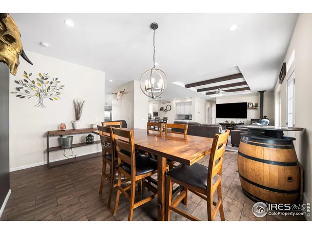 a view of a livingroom and dining room