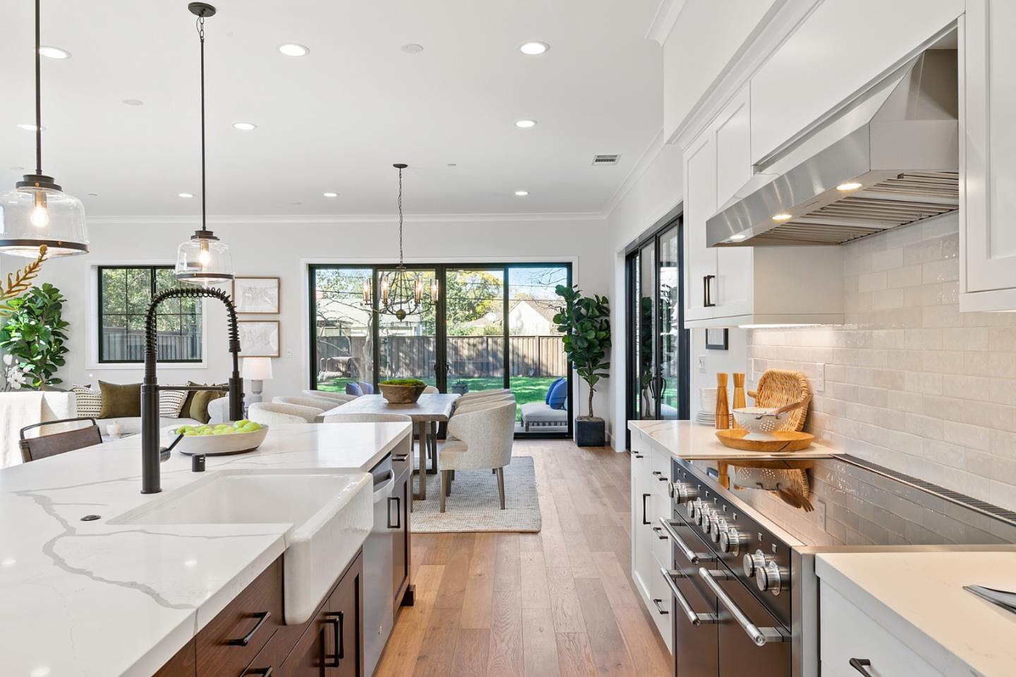 646 Ehrhorn Avenue Mountain View, CA 94041 - Photo 15 of 50