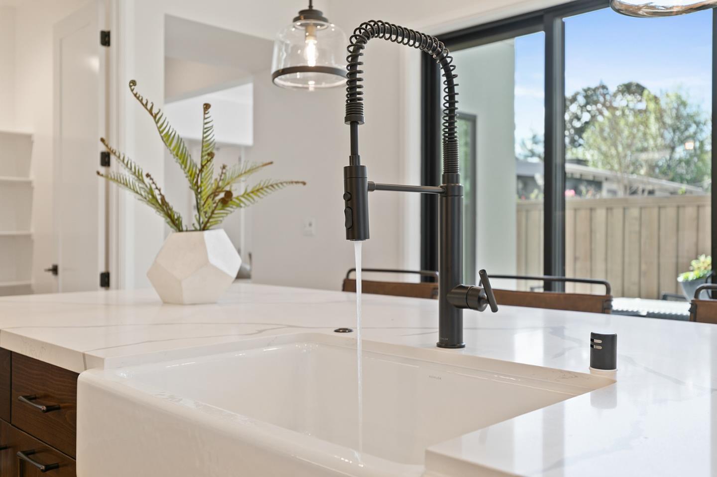 646 Ehrhorn Avenue Mountain View, CA 94041 - Photo 17 of 50