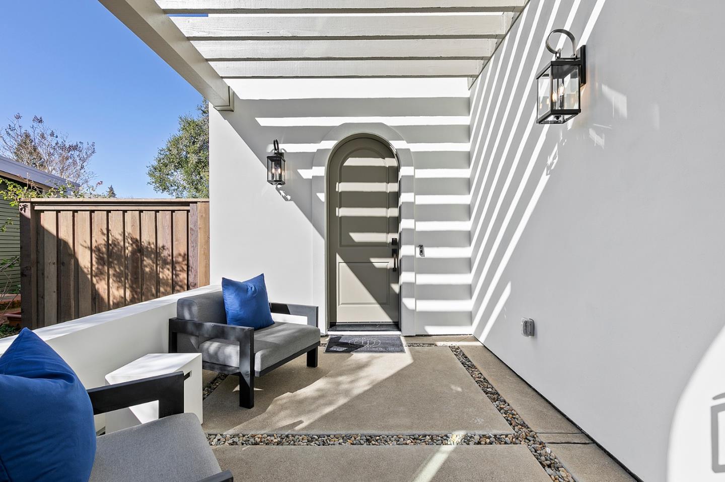 646 Ehrhorn Avenue Mountain View, CA 94041 - Photo 5 of 50