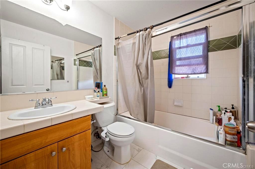 14661 Oak Road Sylmar, CA 91342 - Photo 14 of 23 Gallery Image 14