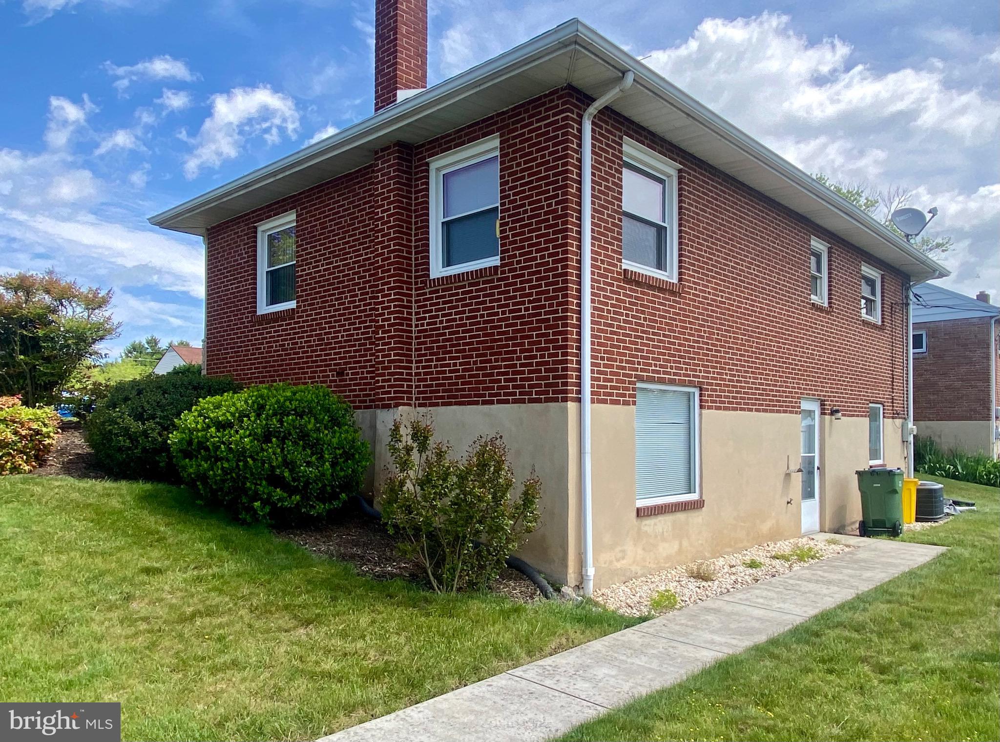 3217 Brookfield Road Harrisburg, PA 17109 - Photo 5 of 22