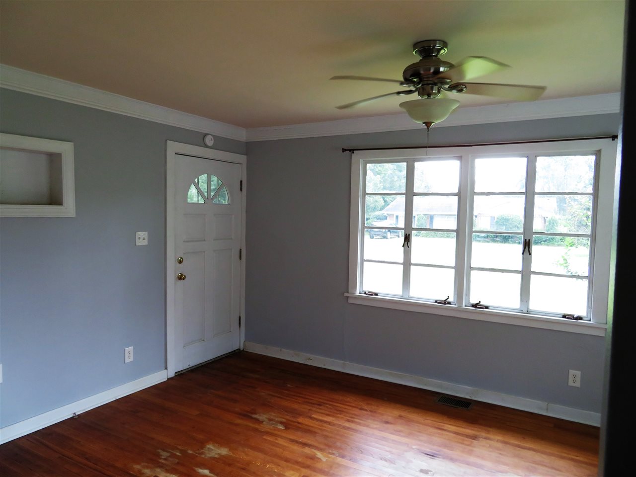 315 West Marigold Avenue Foley, AL 36535 - Photo 22 of 28 Bonus to Exterior Entry