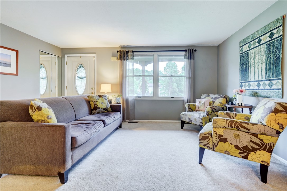 1596 Waterford Road Walworth, NY 14568 - Photo 4 of 34