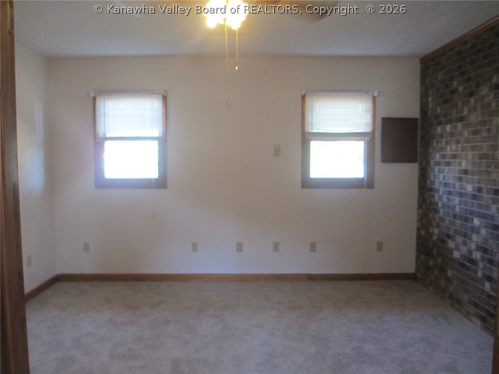 140 Rolling Acres Road Winfield, WV 25213 - Photo 9 of 24 Gallery Image 9