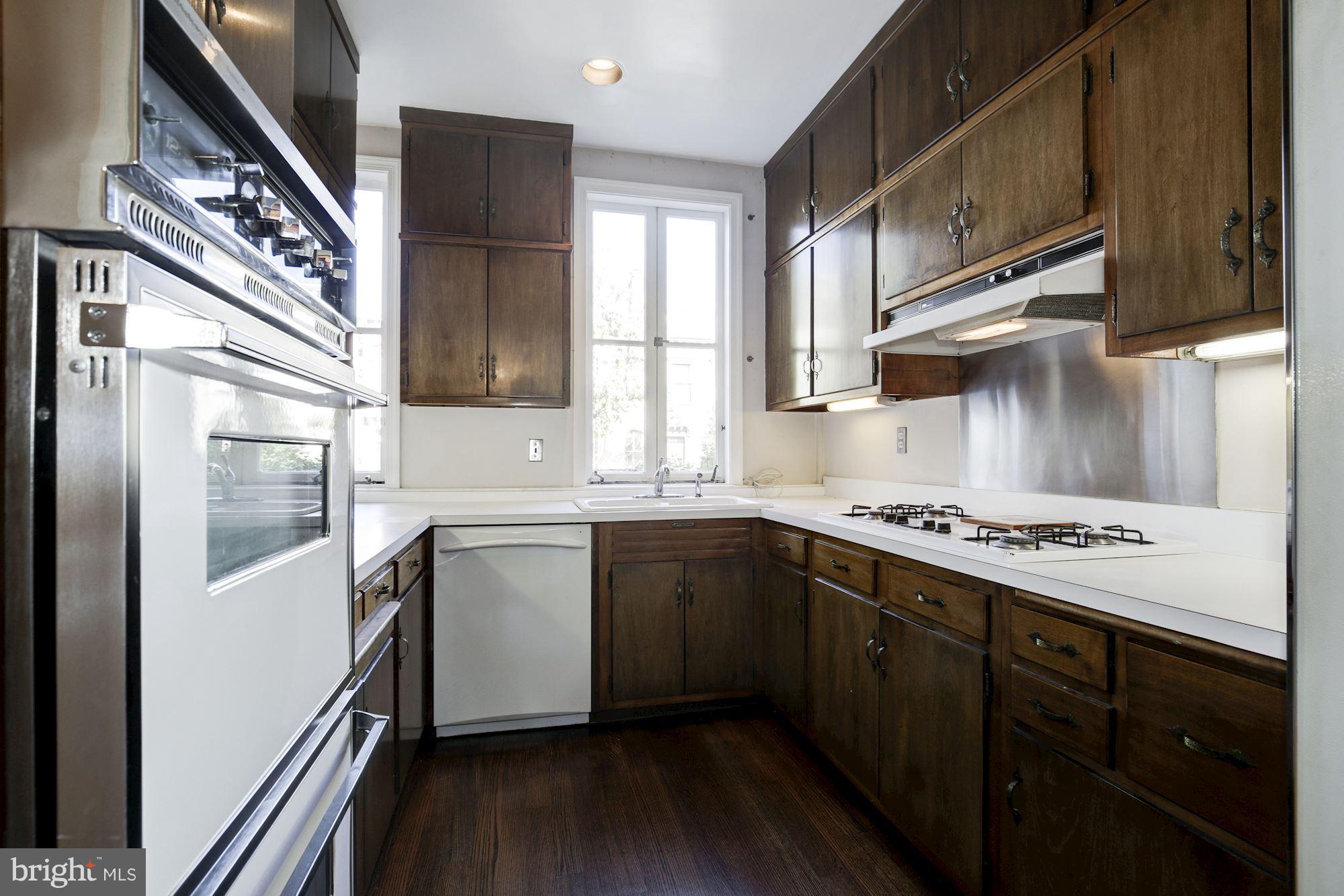 3416 Prospect Street Northwest Washington, DC 20007 - Photo 5 of 12 Gallery Image 5