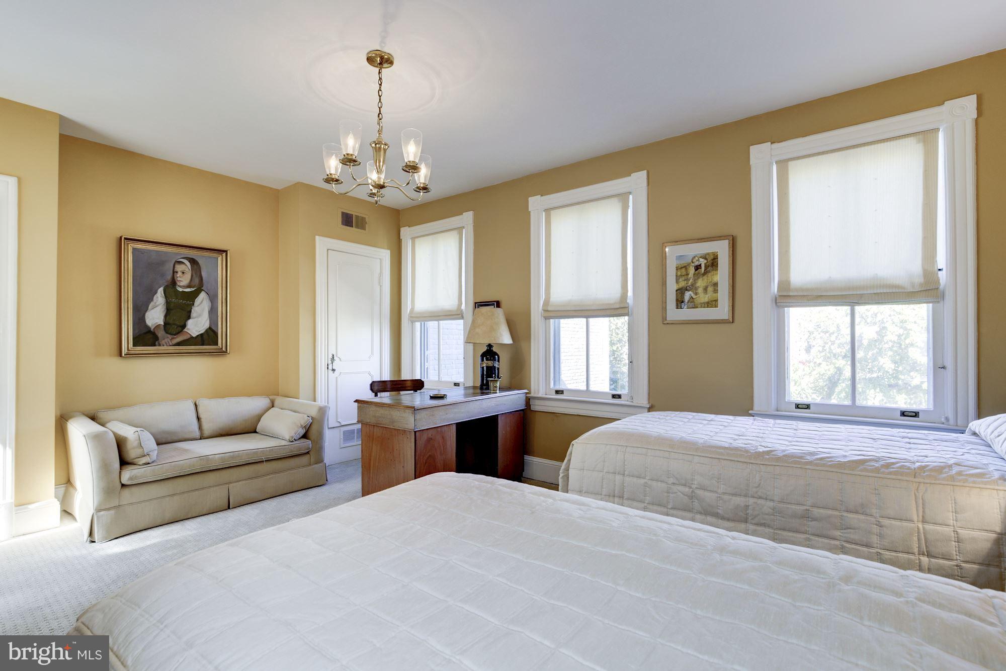 3416 Prospect Street Northwest Washington, DC 20007 - Photo 9 of 12 Gallery Image 9