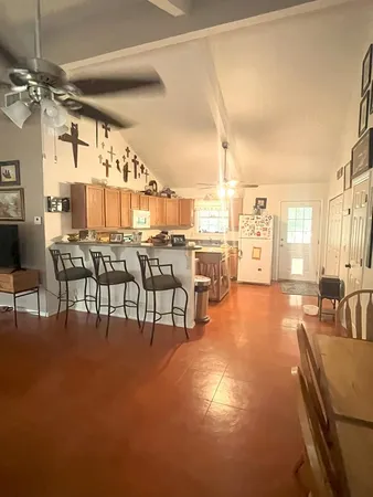 $345,000 | 143 Taff Place, Leakey, TX 78873