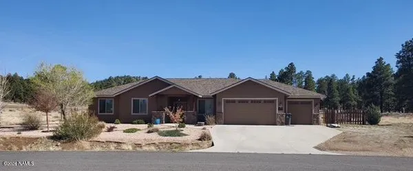 $915,000 | 10418 Lundin Road, Flagstaff, AZ 86004