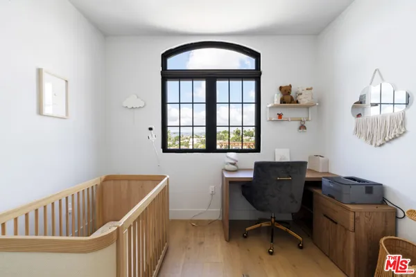 $6,500 | 738 Parkman Avenue, Los Angeles, CA 90026