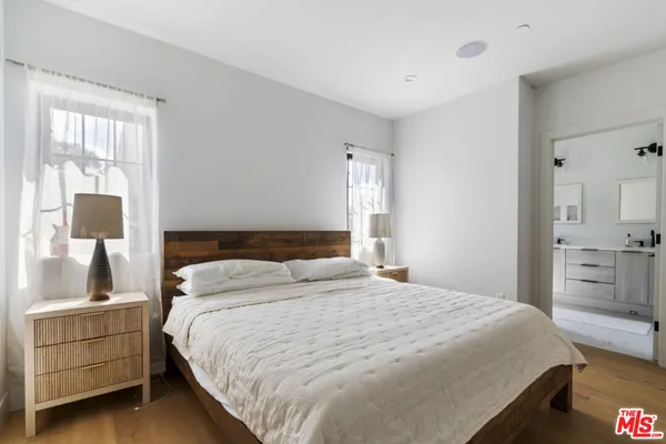 $6,500 | 738 Parkman Avenue, Los Angeles, CA 90026