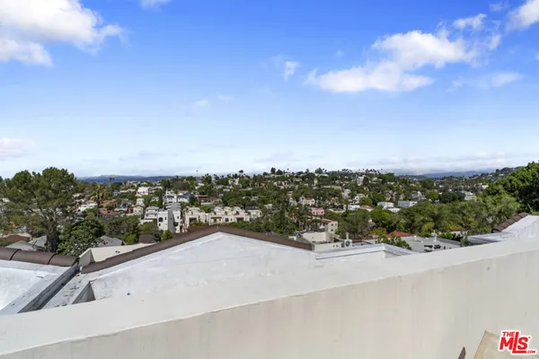 $6,500 | 738 Parkman Avenue, Los Angeles, CA 90026