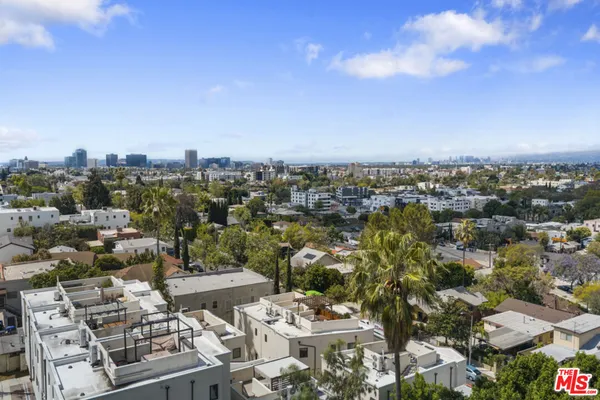 $6,500 | 738 Parkman Avenue, Los Angeles, CA 90026