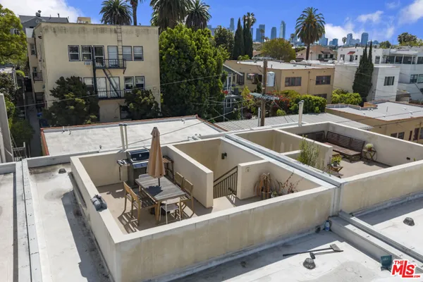 $6,500 | 738 Parkman Avenue, Los Angeles, CA 90026