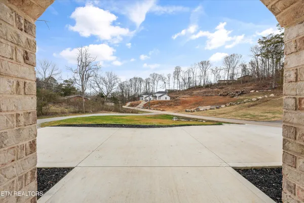 $499,000 | 1024 North Gay Street, Dandridge, TN 37725