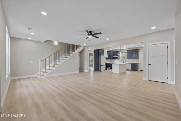 $499,000 | 1024 North Gay Street, Dandridge, TN 37725