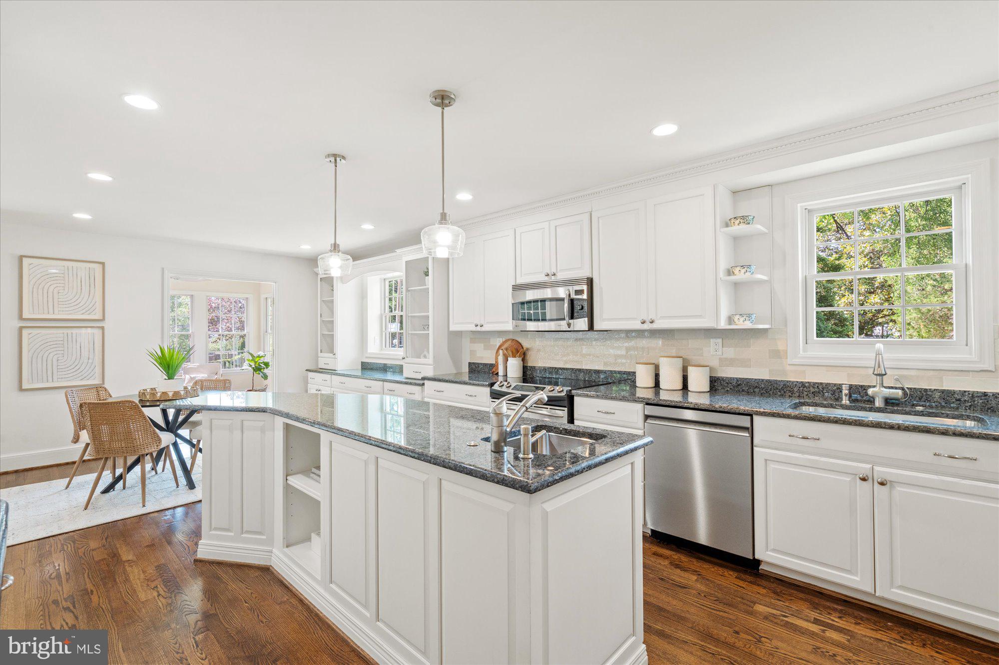 2434 Cameron Mills Road Alexandria, VA 22302 - Photo 18 of 51
