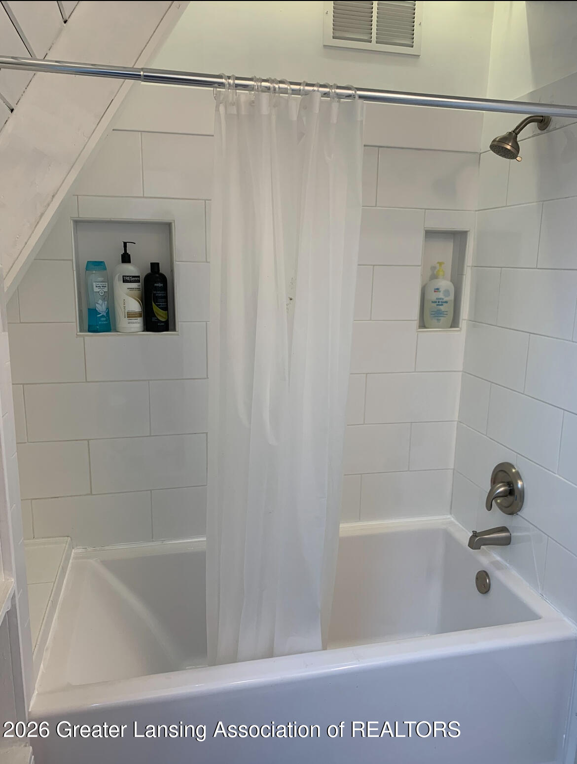 15080 South Tallman Road Eagle, MI 48822 - Photo 27 of 87 IMG_0878