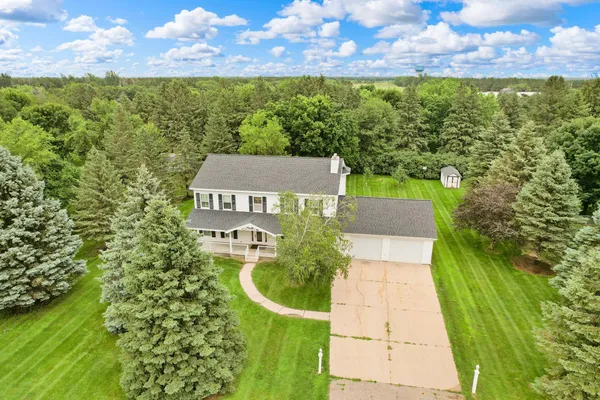 $519,000 | 604 Pine Needle Drive, Perham, MN 56573