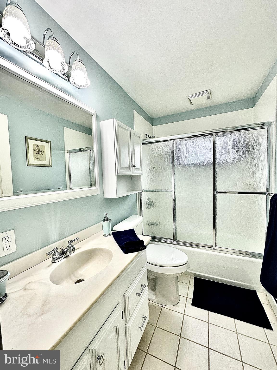 219 Coventry Road Fairless Hills, PA 19030 - Photo 35 of 43