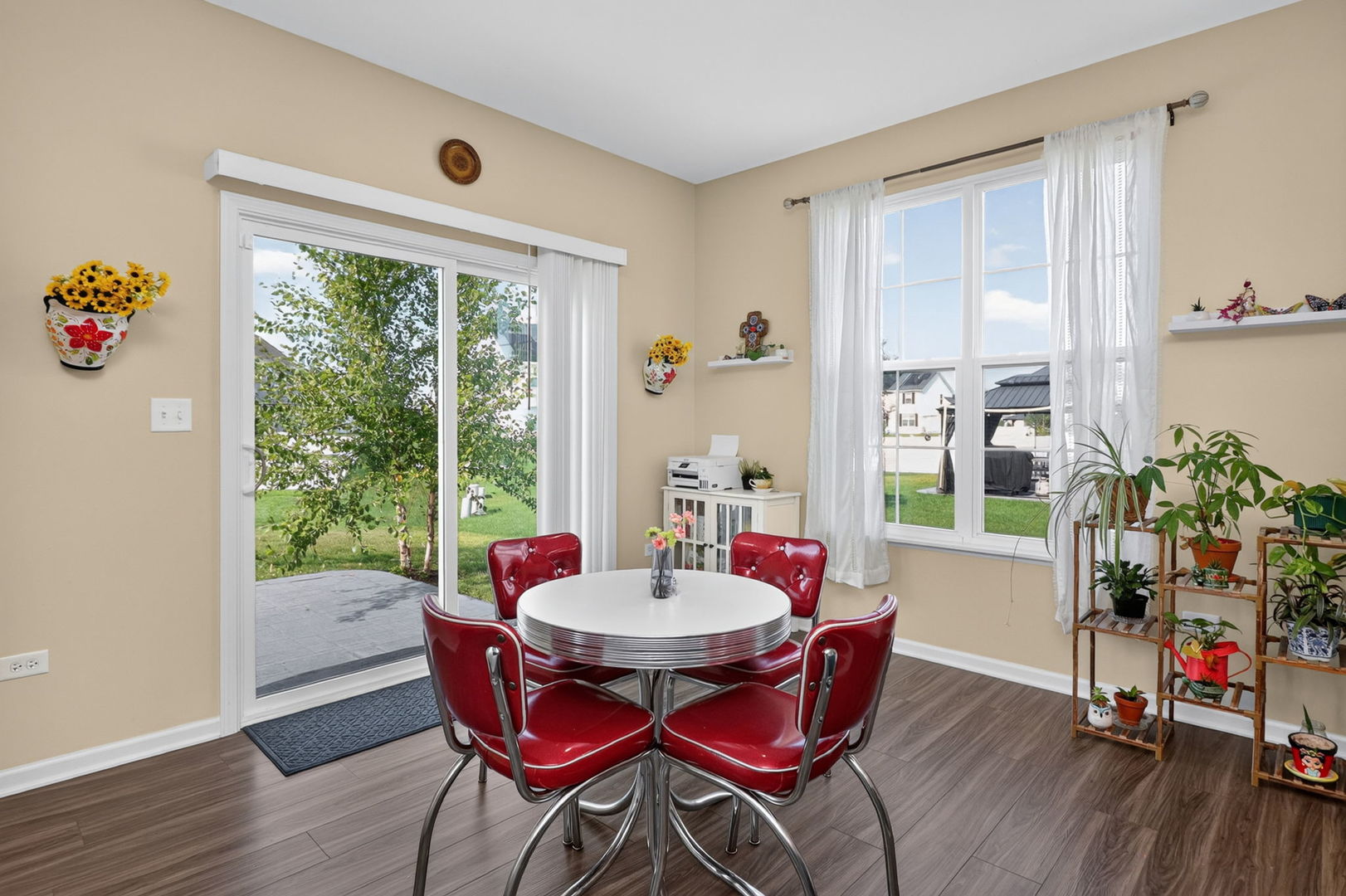 16156 Lake View Road Plainfield, IL 60586 - Photo 9 of 31 Gallery Image 9