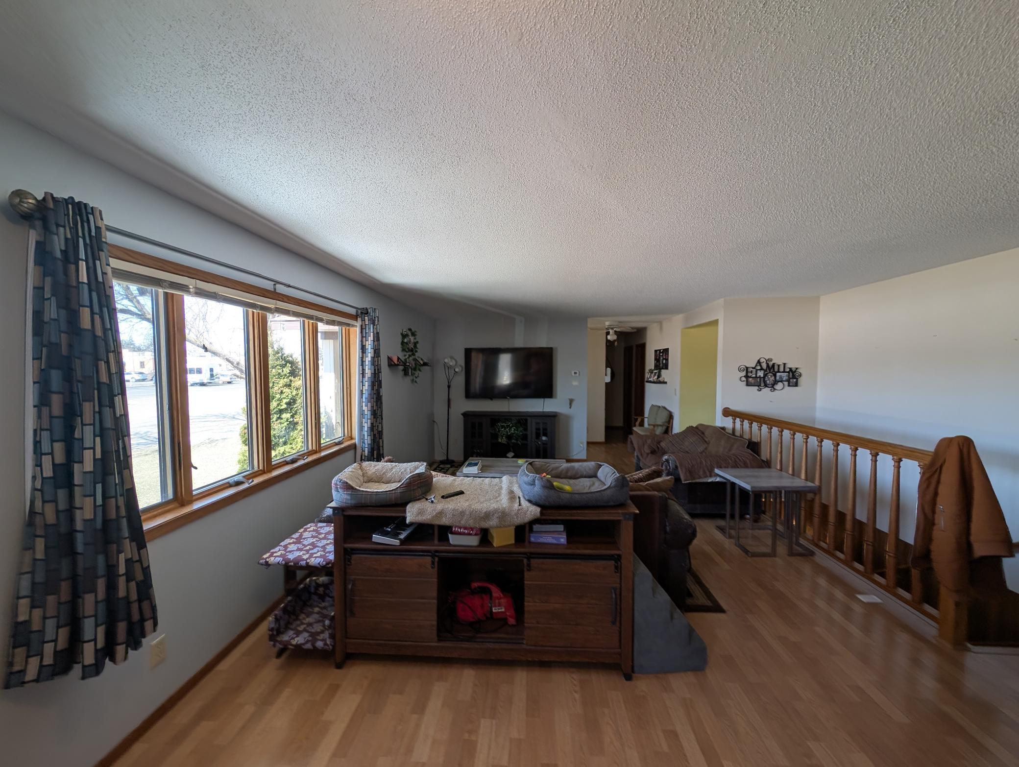 411 6th Avenue Southwest Perham, MN 56573 - Photo 8 of 30