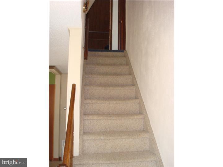 50 Runyon Drive Hamilton, NJ 08610 - Photo 6 of 16