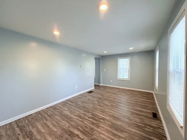 $2,700 | 48 Bridge Street, Unit 1, Westford, MA 01886