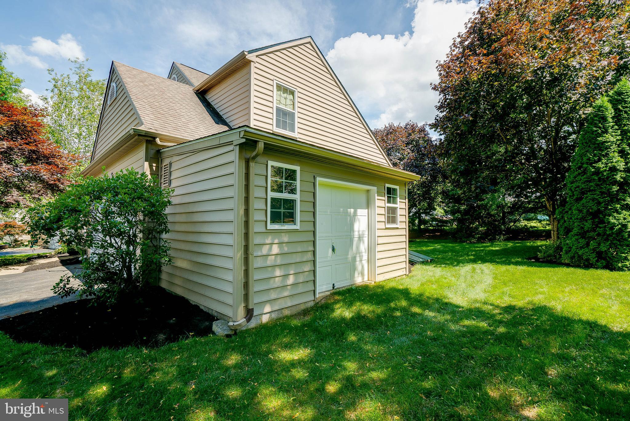 66 North Hawthorne Road Coatesville, PA 19320 - Photo 44 of 48 Shed