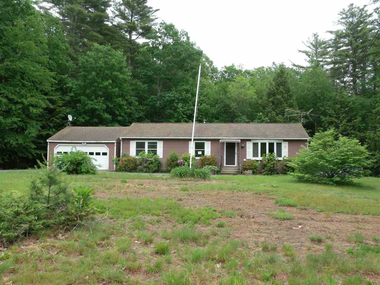 694 Strafford Road Strafford, NH 03884 - Photo 3 of 17