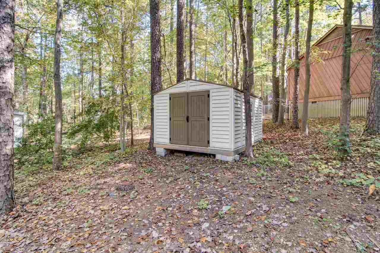 501 Merrie Road Raleigh, NC 27606 - Photo 27 of 28 storage shed