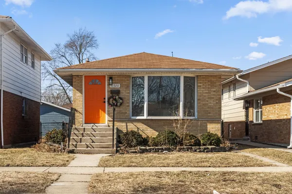 $260,000 | 11520 South Aberdeen Street, Chicago, IL 60643