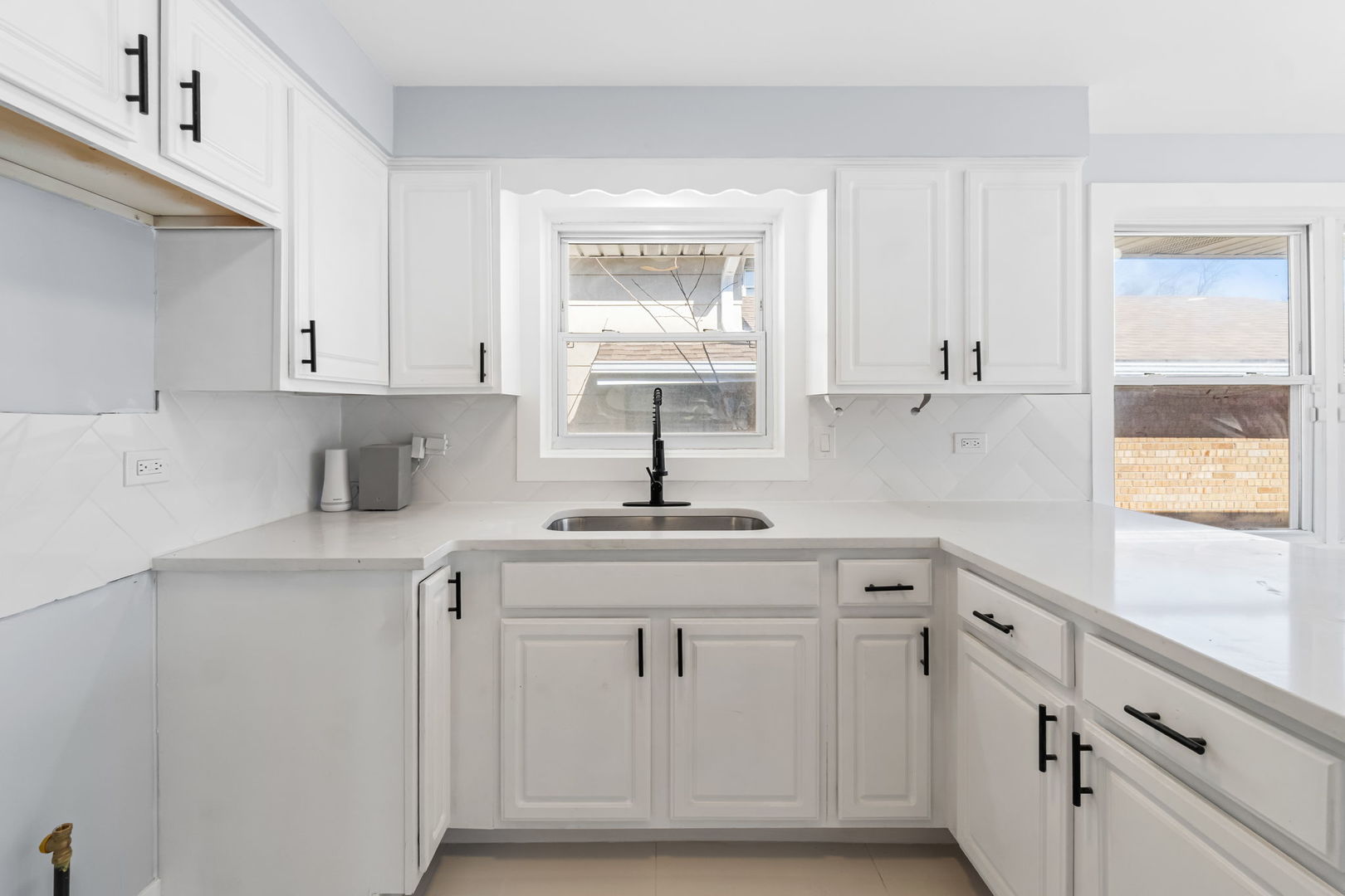 11520 South Aberdeen Street Chicago, IL 60643 - Photo 11 of 32