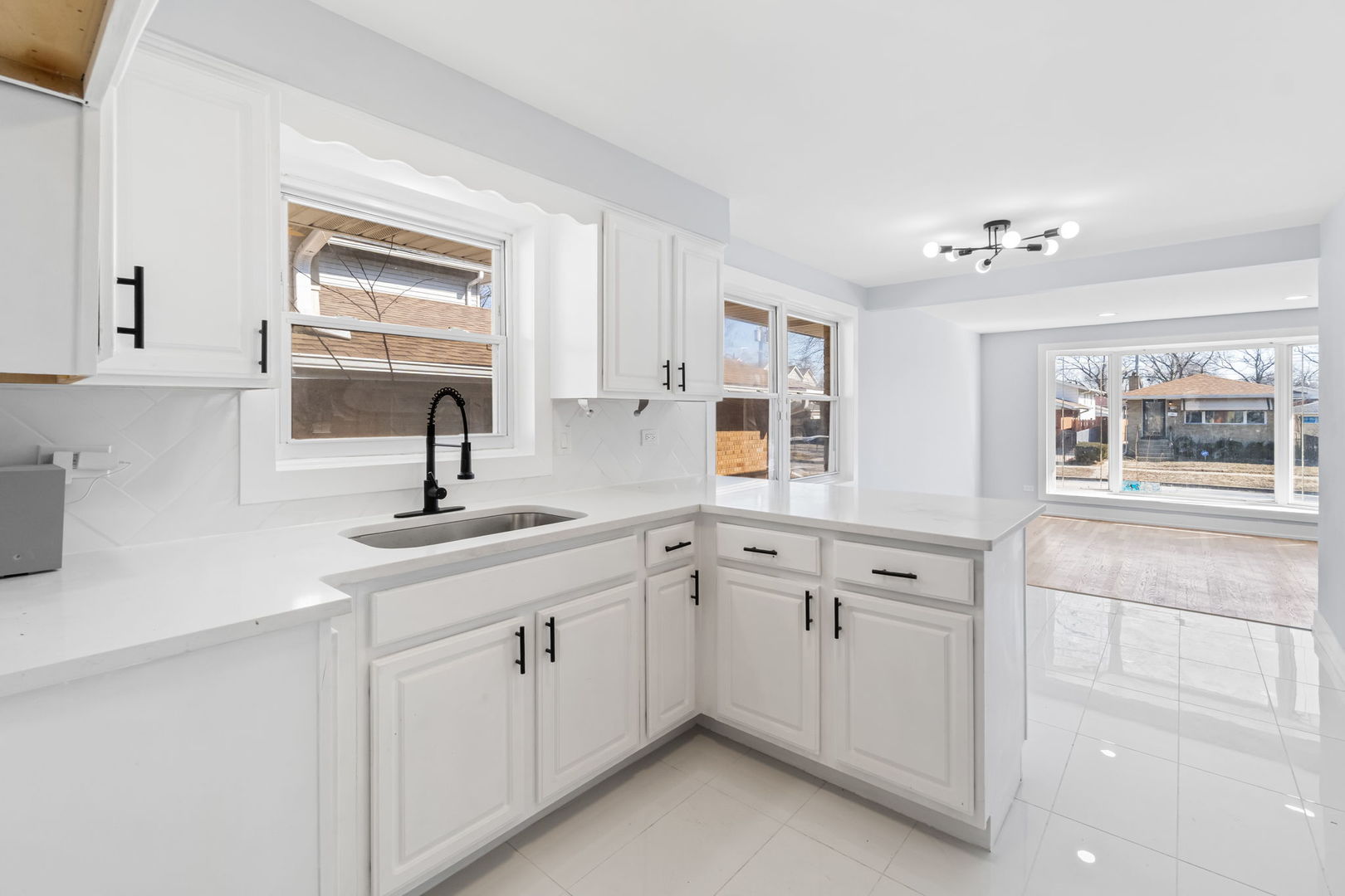 11520 South Aberdeen Street Chicago, IL 60643 - Photo 13 of 32